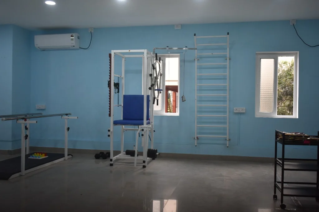 Orthopedic Wall & Spine Ladder Station